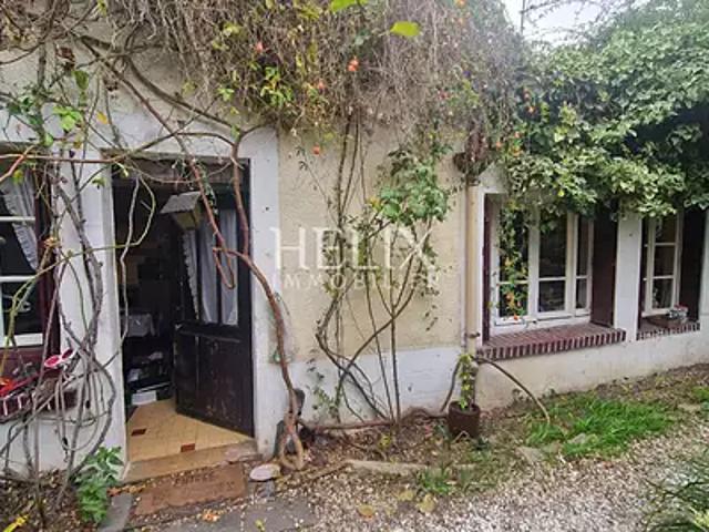Chatou 78400 Achat / Vente maison 8 pièces t8 au dernier étage cave