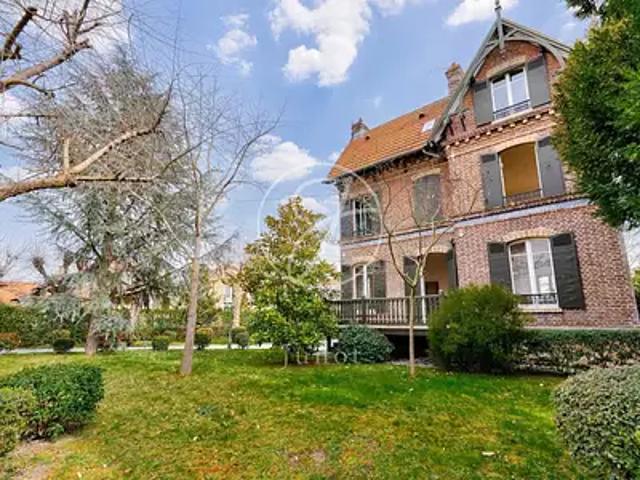 Chatou 78400 Achat / Vente maison 8 pièces t8