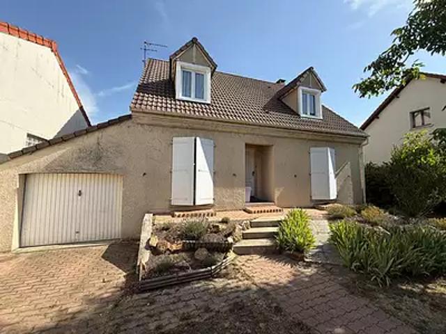 Chatou 78400 Location maison 5 pièces t5 au dernier étage terrasse