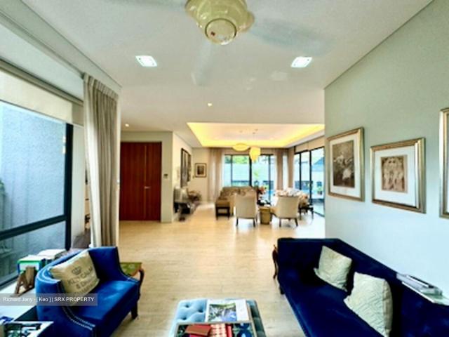 Chatsworth Park D10, Detached