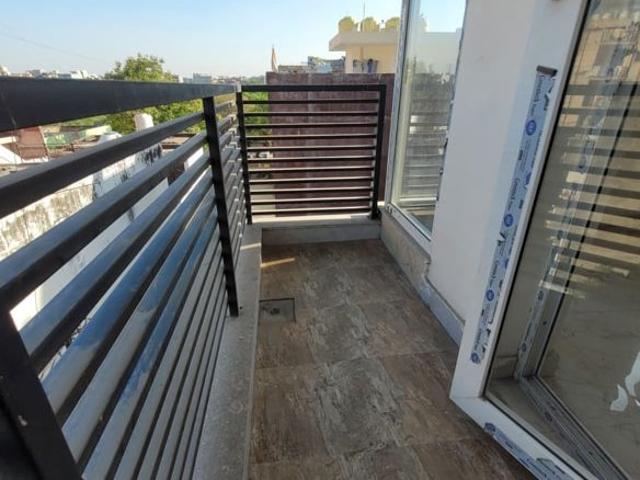 Chattarpur Cvr Society 3 Bedroom 125 Sq. Yd. Builder Floor in Chattarpur Delhi Listing ID: #10174