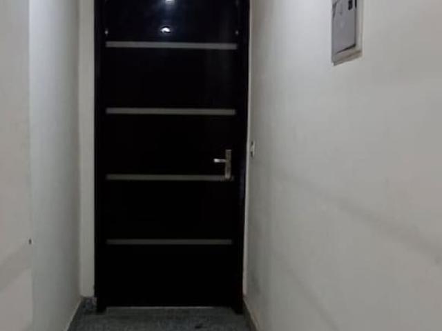 Chattarpur, South Delhi 2 Bedroom 122 Sq. Yd. Builder Floor in Chattarpur Delhi Listing ID: #10140