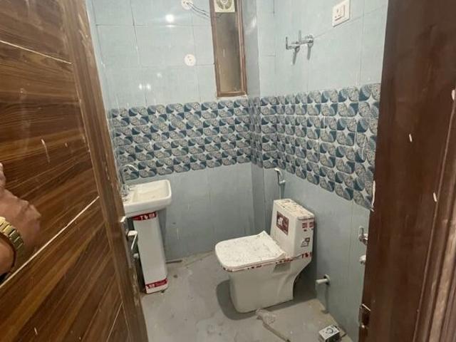 Chattarpur 2 Bedroom 85 Sq. Yd. Builder Floor in Chattarpur Delhi Listing ID: #10203