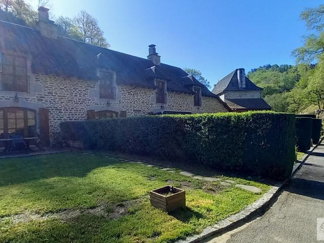 Chaudes Aigues Location Maison 15