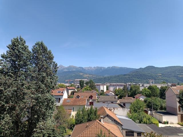Chauffage inclus Appartement climatisé proche NEYRPIC