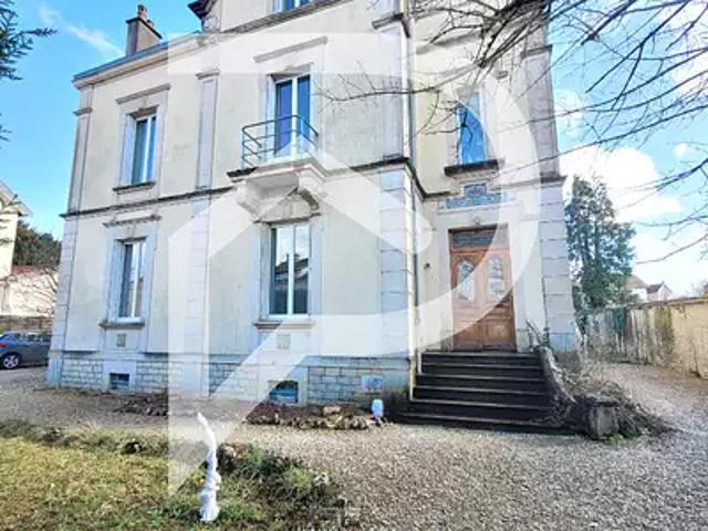 Chaumont 52000 Achat / Vente maison 11 pièces t11 terrasse cave
