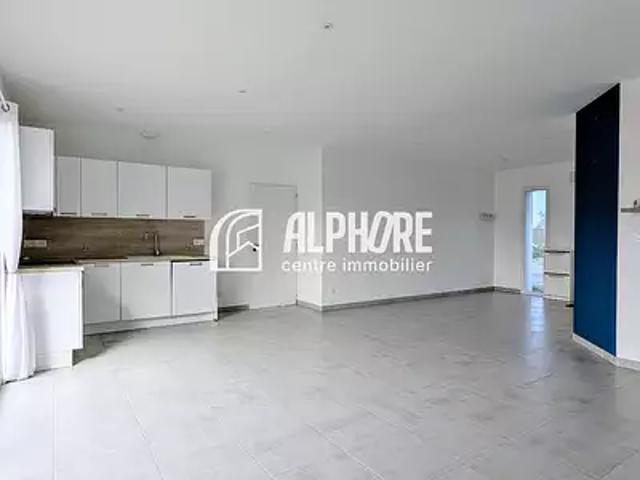 Chaumes en Retz 44320 Achat / Vente maison 5 pièces t5 au dernier étage