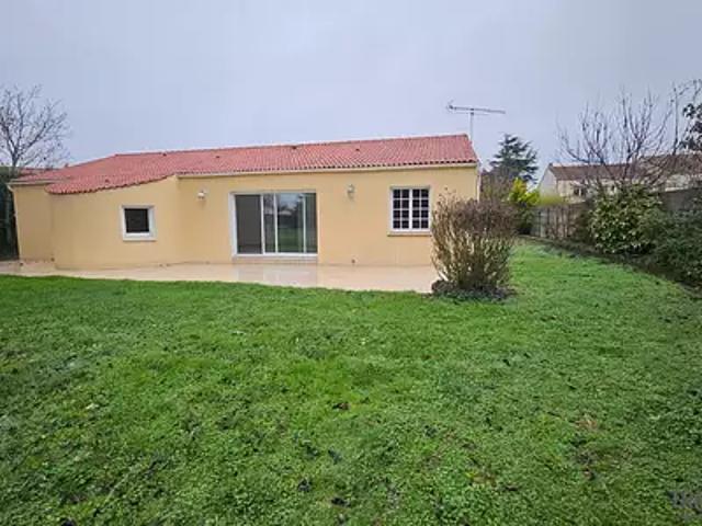 Chaumes en Retz 44320 Achat / Vente maison 5 pièces t5 au dernier étage terrasse