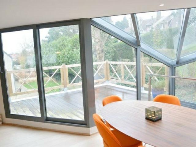 Chaussée de Waterloo! Superbe appartement NON MEUBLE, 1 chambre avec Terrasse