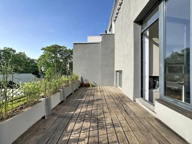 Chaussée de Charleroi: PENTHOUSE APARTMENT 4 BEDROOMS + TERR