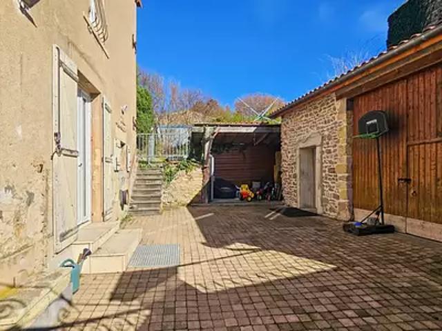 Chauriat 63117 Achat / Vente maison 7 pièces t7 piscine jardin