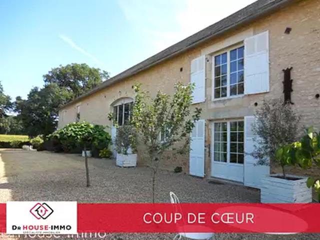Chauvigny 86300 Achat / Vente maison 7 pièces t7 piscine terrasse