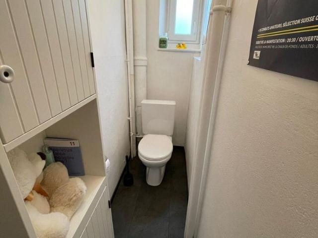 Chaux de Fonds, nice renovated 1.5 room apartment with balcony