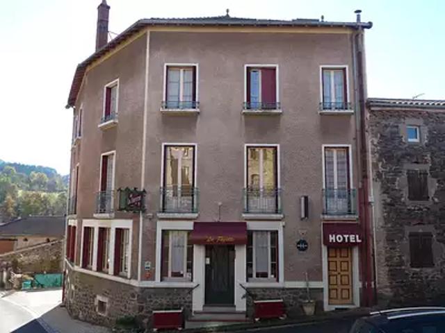 Chavaniac Lafayette 43230 Achat / Vente maison 14 pièces t14 cave