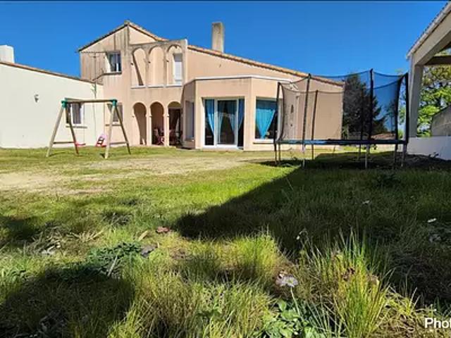 Chavagnes en Paillers 85250 Achat / Vente maison 5 pièces t5 au dernier étage