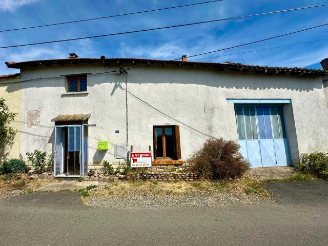 CHAZELLES SUR LYON OPPORTUNITE pour moins de 100 000 € Maison 85 m2 avec Jardin !