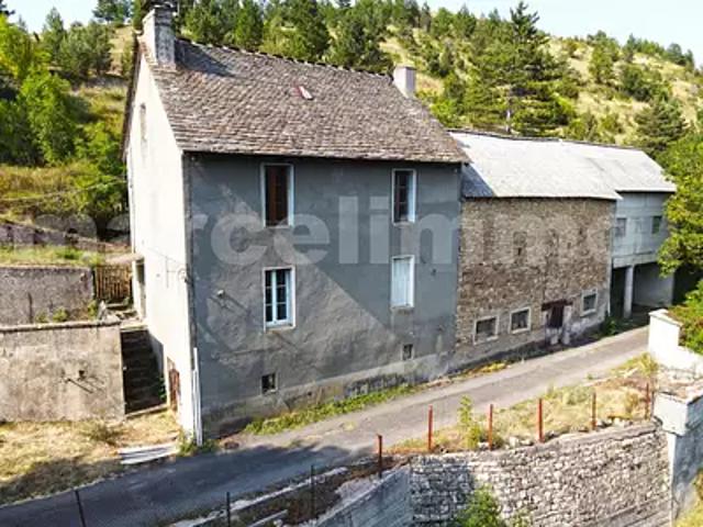 Chadenet 48190 Achat / Vente maison 5 pièces t5 terrasse parking
