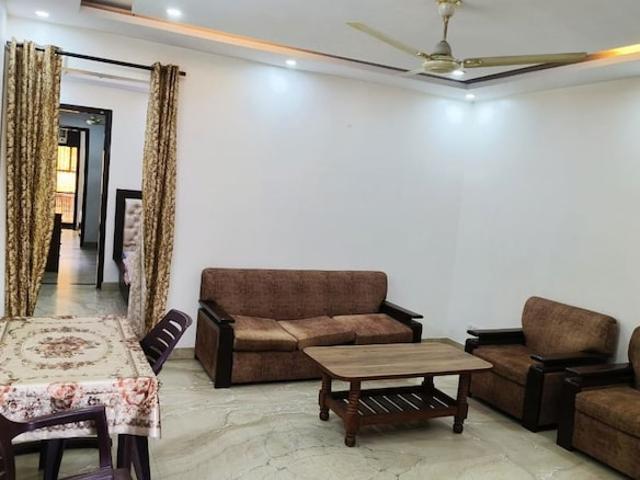 Chahak Plaza 6+ Bedroom 650 Sq. Mt. Apartment in Shakti Khand Ghaziabad Listing ID: #10038