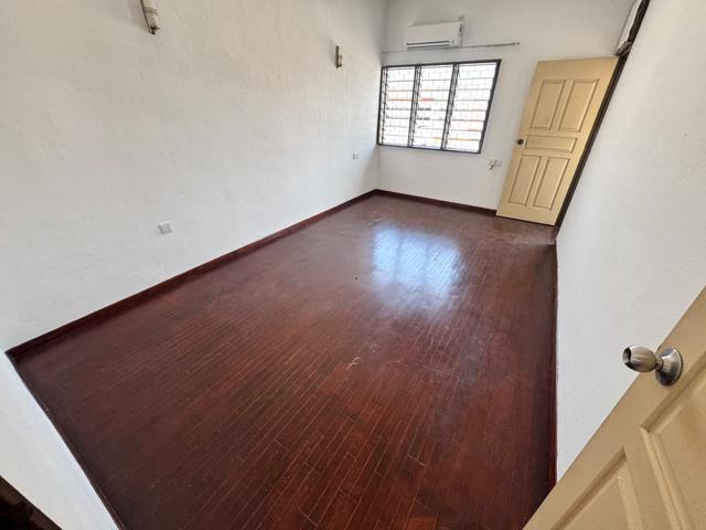 Chai Leng Park 2storey Terraced House Corner lot for Rent