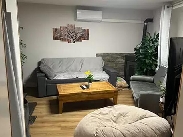 Chalain le Comtal 42600 Location maison 2 pièces t2