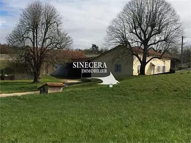 Chalais 16210 Achat / Vente maison 4 pièces t4 parking