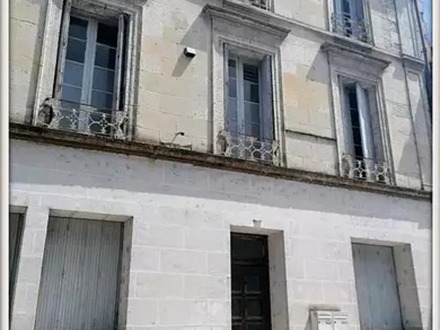 Chalais 16210 Achat / Vente immeuble