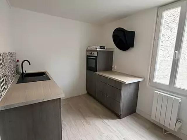 Chalais 16210 Location appartement 4 pièces t4