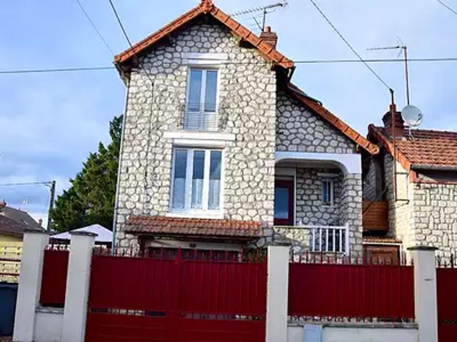 Châlette sur Loing 45120 Achat / Vente maison 5 pièces t5 au dernier étage cave