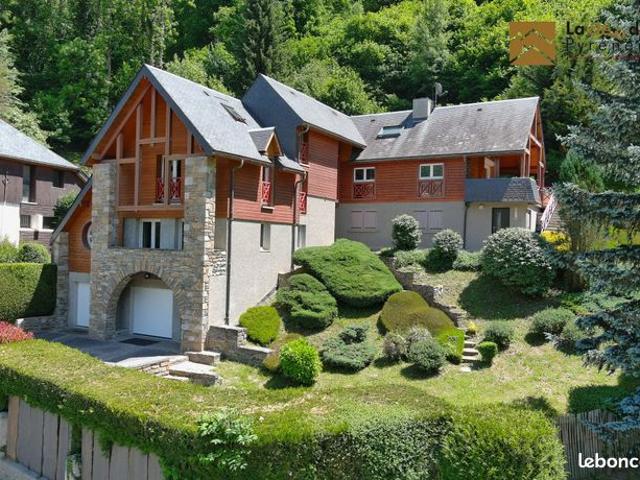 Chalet 10 pièces 274 m²