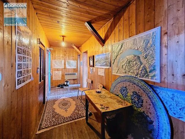 Chalet 11 pièces 444 m²