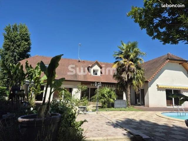 Chalet 13 pièces 235 m²