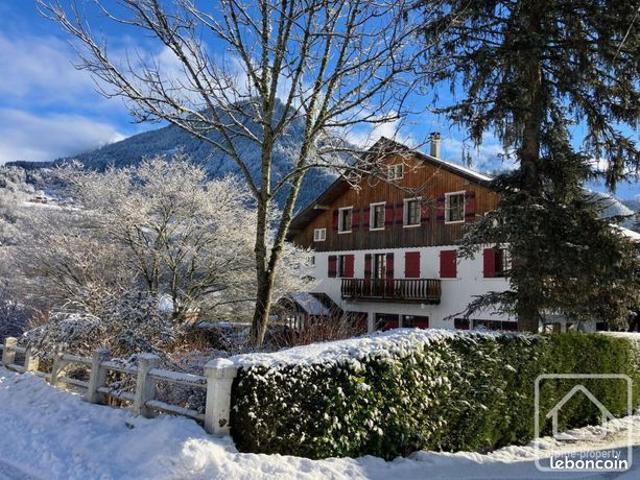 Chalet 13 pièces 321 m²