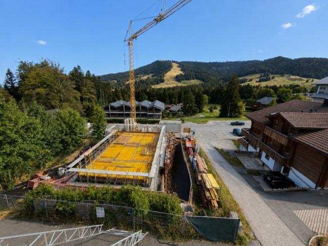 CHALET 1909 – LOS D – 5,5 PENCE MIT BALKON