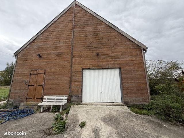 Chalet 2 pièces 300 m²
