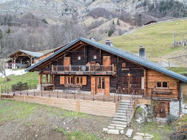 Chalet avec terrasse
