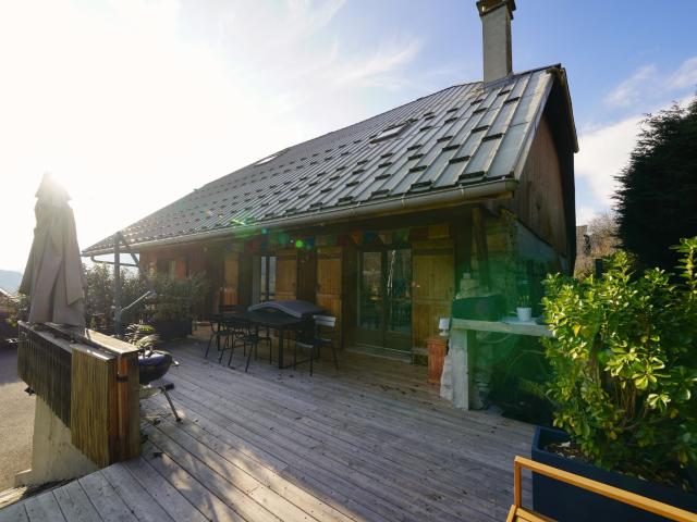 Chalet 330 m2 aux portes d'Annecy et des Aravis