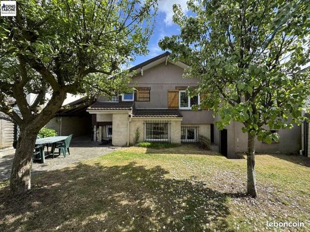 Chalet 7 pièces 111 m²