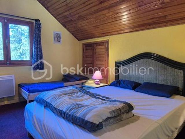 Chalet 7 pièces 121 m²