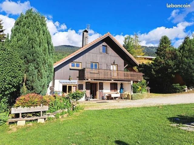 Chalet 7 pièces 135 m²