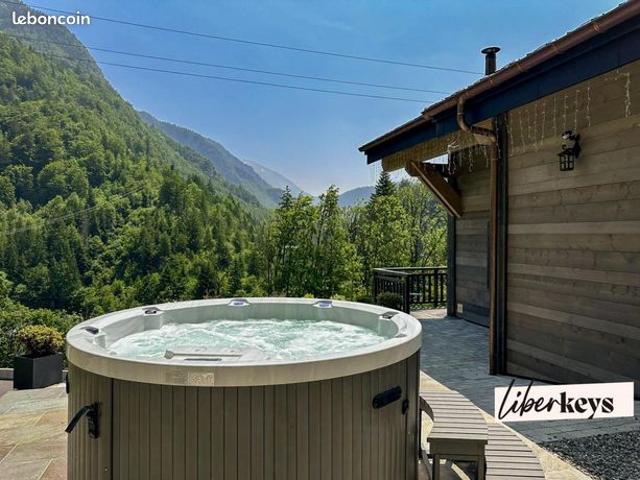 Chalet 7 pièces 148 m²