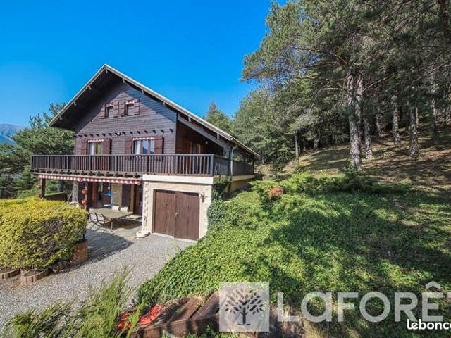 Chalet 7 pièces 140 m²