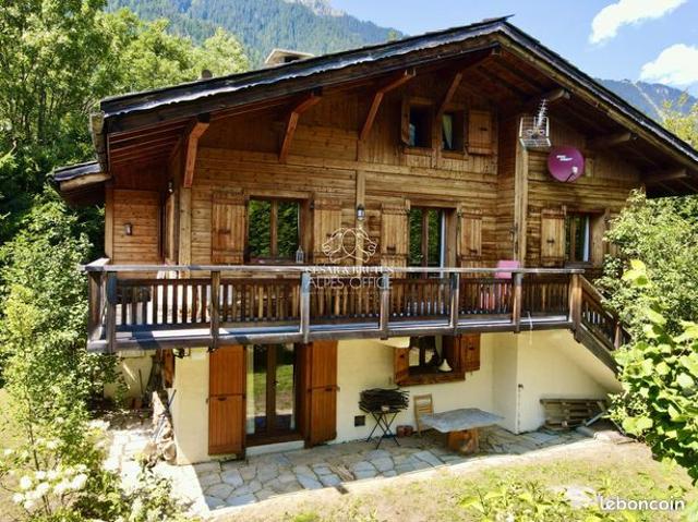 Chalet 7 pièces 159 m²