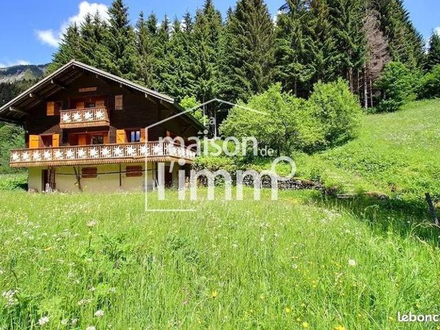 Chalet 7 pièces 150 m²