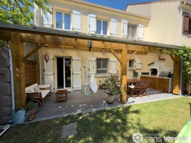 Chalet 7 pièces 161 m²