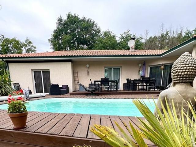 Maison 7 pièces 202 m²