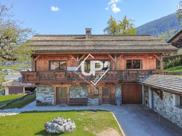 Chalet 7 pièces 256 m²