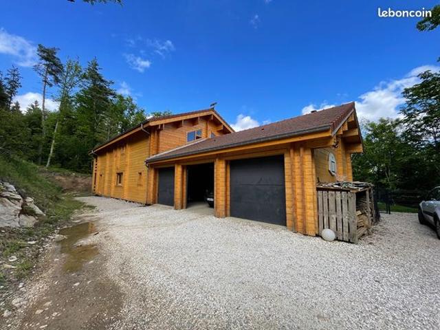 Chalet 7 pièces 257 m²