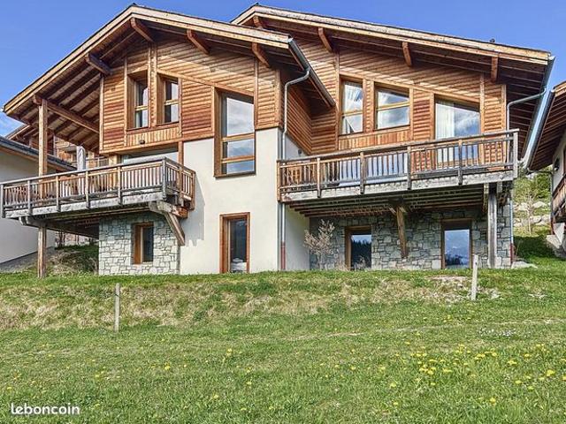 Chalet 7 pièces 257 m²