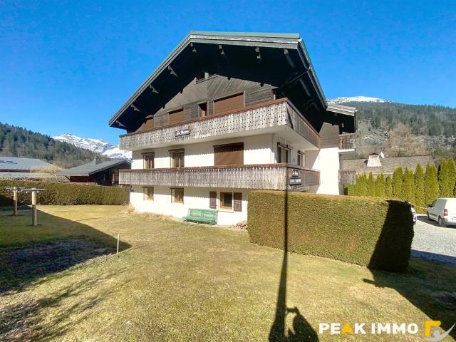 Chalet 7 pièces + 2 appartements 477 m2 au total Les Houch. 477m² Les Houches