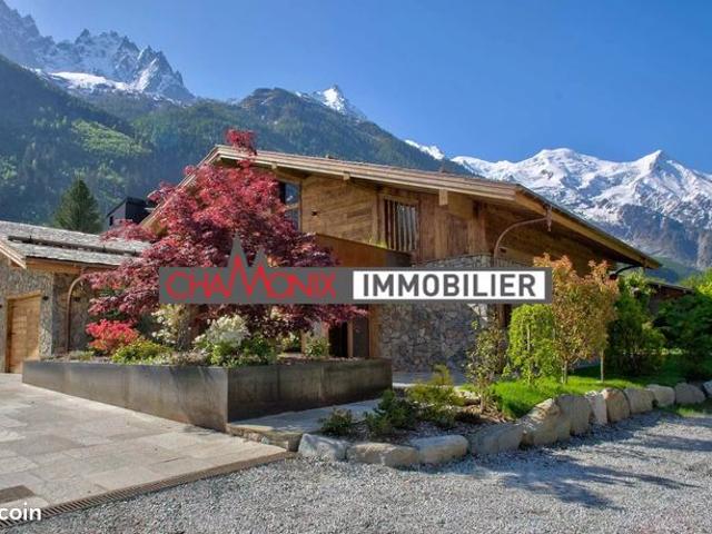 Chalet 7 pièces 318 m²